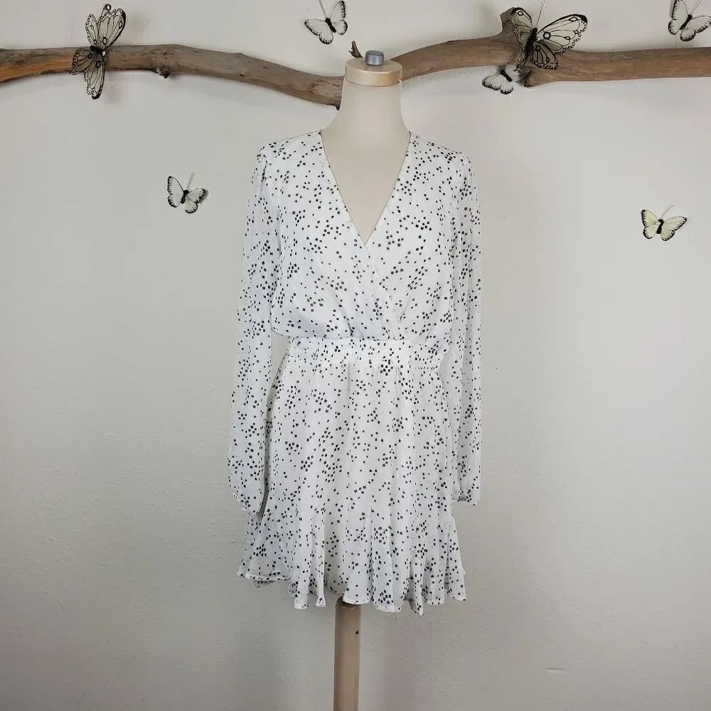 Trixie white black cross front dress trumpet skirt
